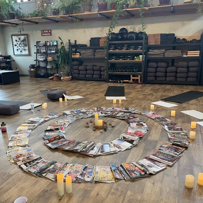 Vision Board Workshop - students created vision boards for the blossoming 2023 year.