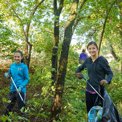 Volunteers on the Smoky Hill River